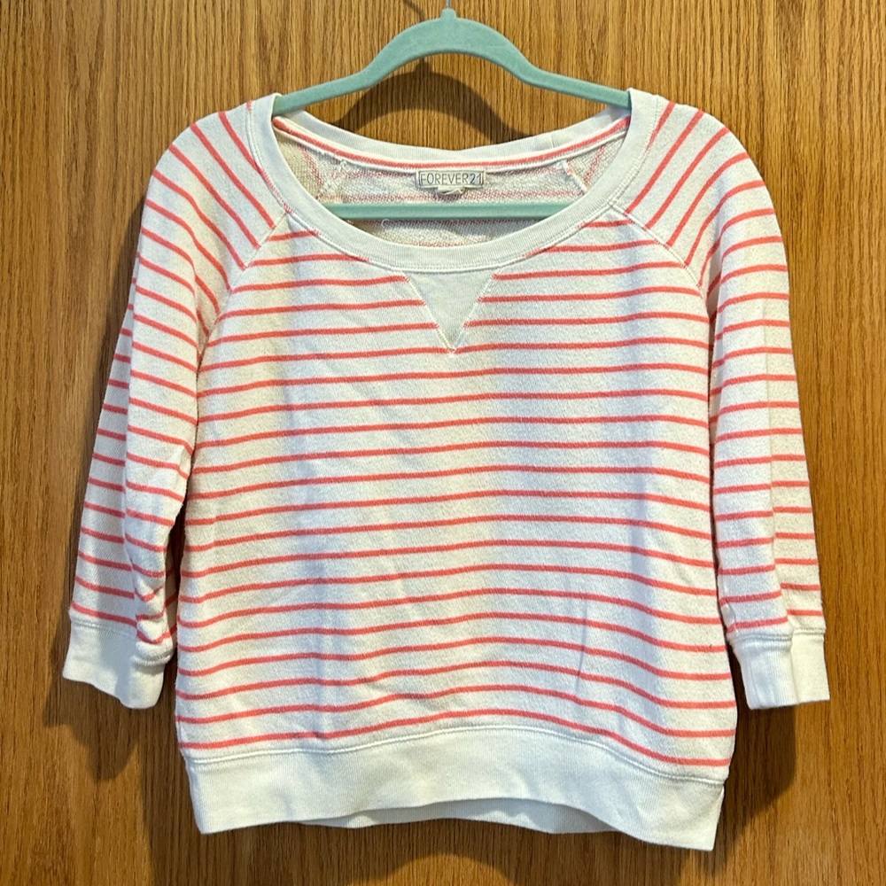 Forever 21 cropped sweater fits like small